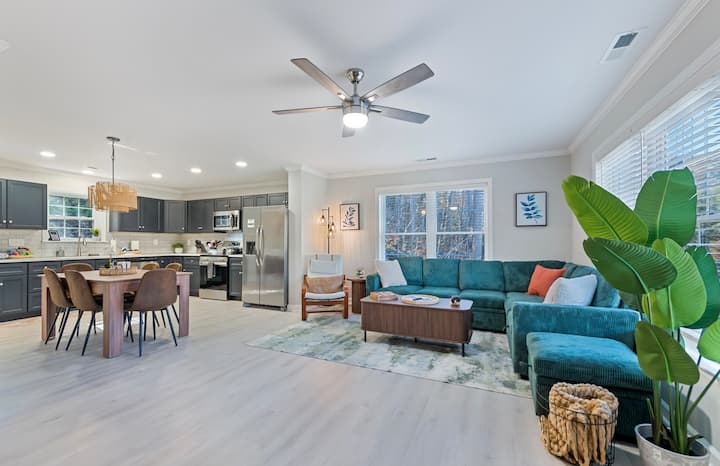 Blue Ridge Haven-stylish, Views, Central Location! - Maggie Valley, NC