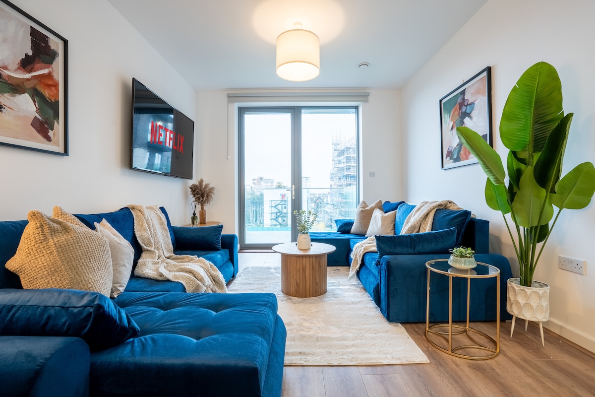 Flat 15 Cosmos