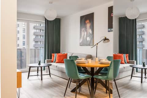 Successful Airbnb property: LILY APART the Big Screen Apartment for 6 people in Orunia Górna Gdańsk Południe