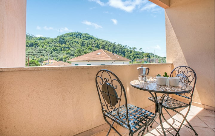 1 Bedroom Gorgeous Apartment In Sestri Levante - Sestri Levante