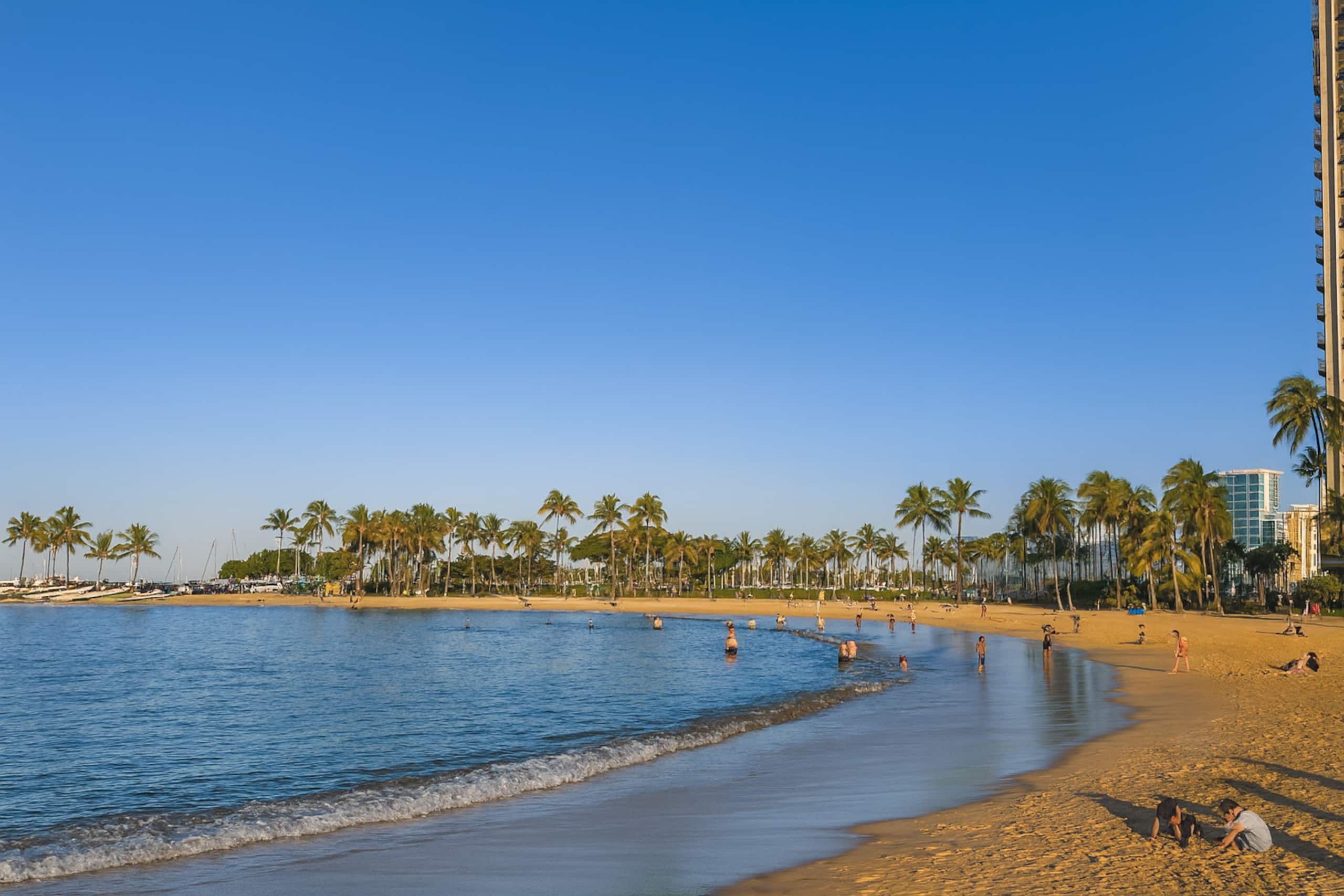Condo in Honolulu · ★4.95 · 1 bedroom · 2 beds · 1 bath - Image 17