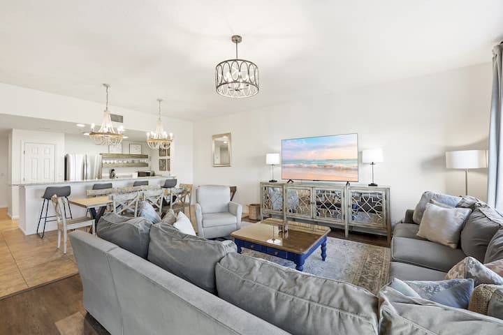 Ocean Park Breeze | Walk To Beach + Pool & Spa - Fernandina Beach, FL