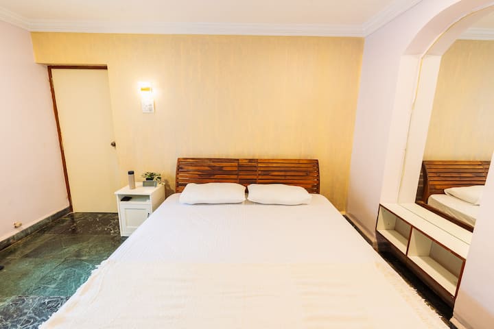 Bedroom 1 image 1