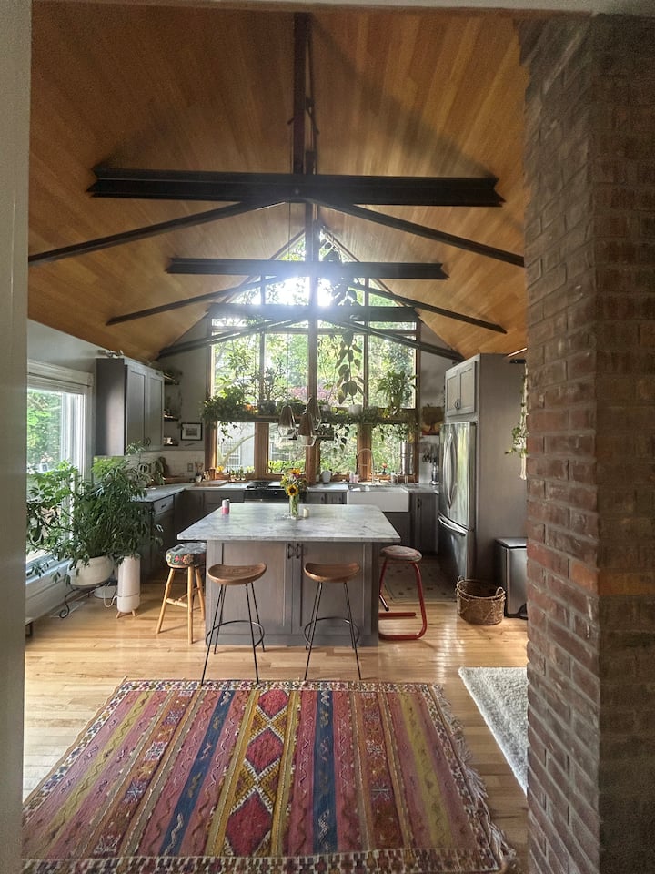 Beautiful And Cozy Chalet In The Heart Of Buffalo - Crystal Beach