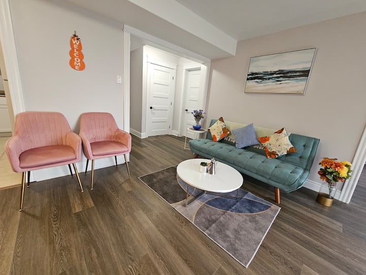 Charming 2 Beds Apt. In Bedford Central Location. - Bedford