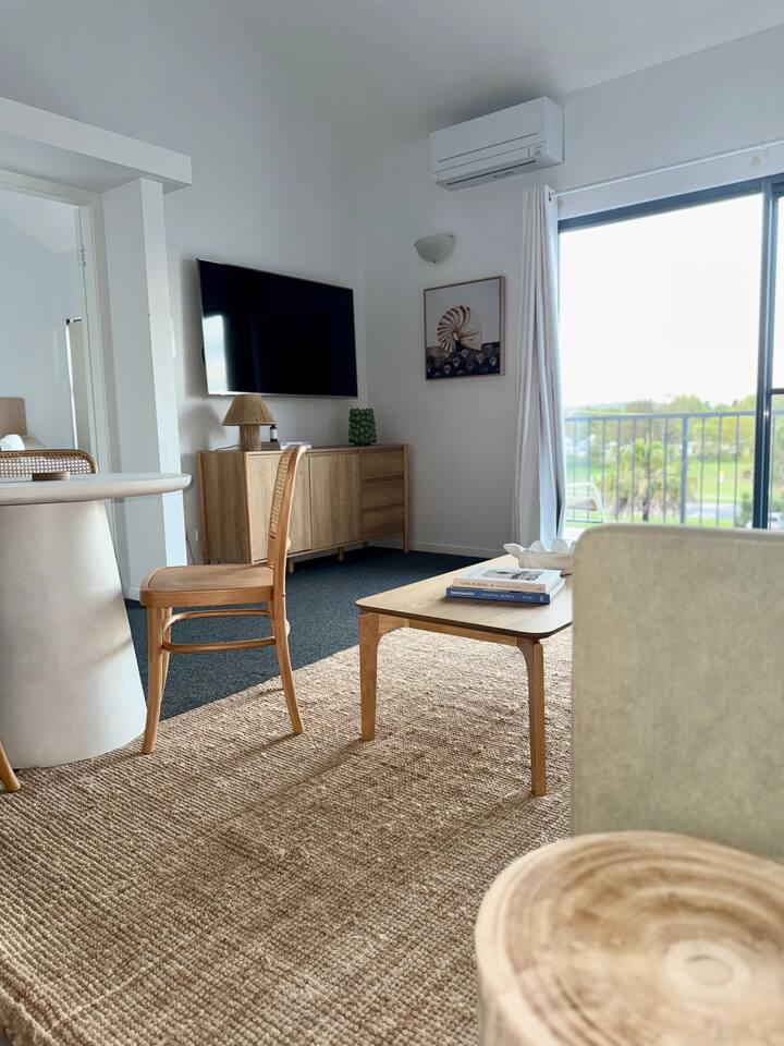 Corrigans Beach Escape 1 Bedroom Apartment - Batemans Bay