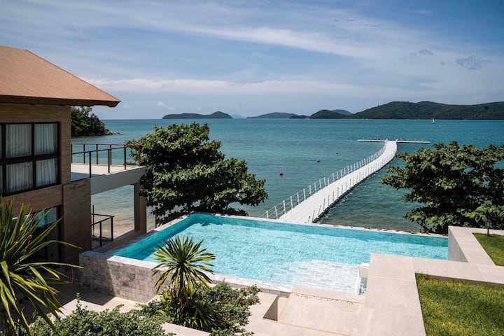 Luxe 6br Beachfront Panwa Villa - Phuket