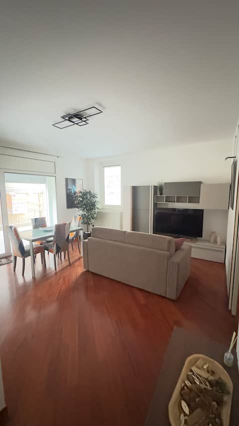 Annuncio Airbnb popolare: Maison70- Your seaside home in the heart of Pesaro a Pesaro
