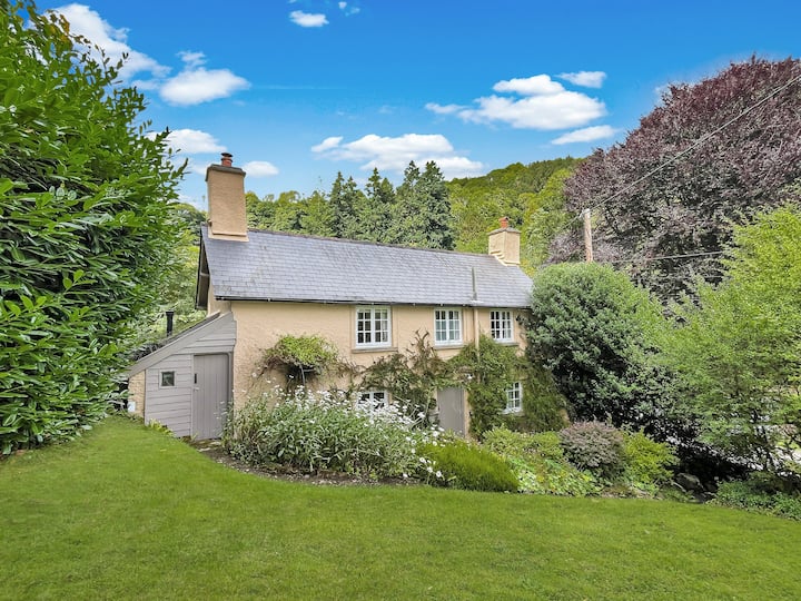 Ball Cottage, Winsford - Devon