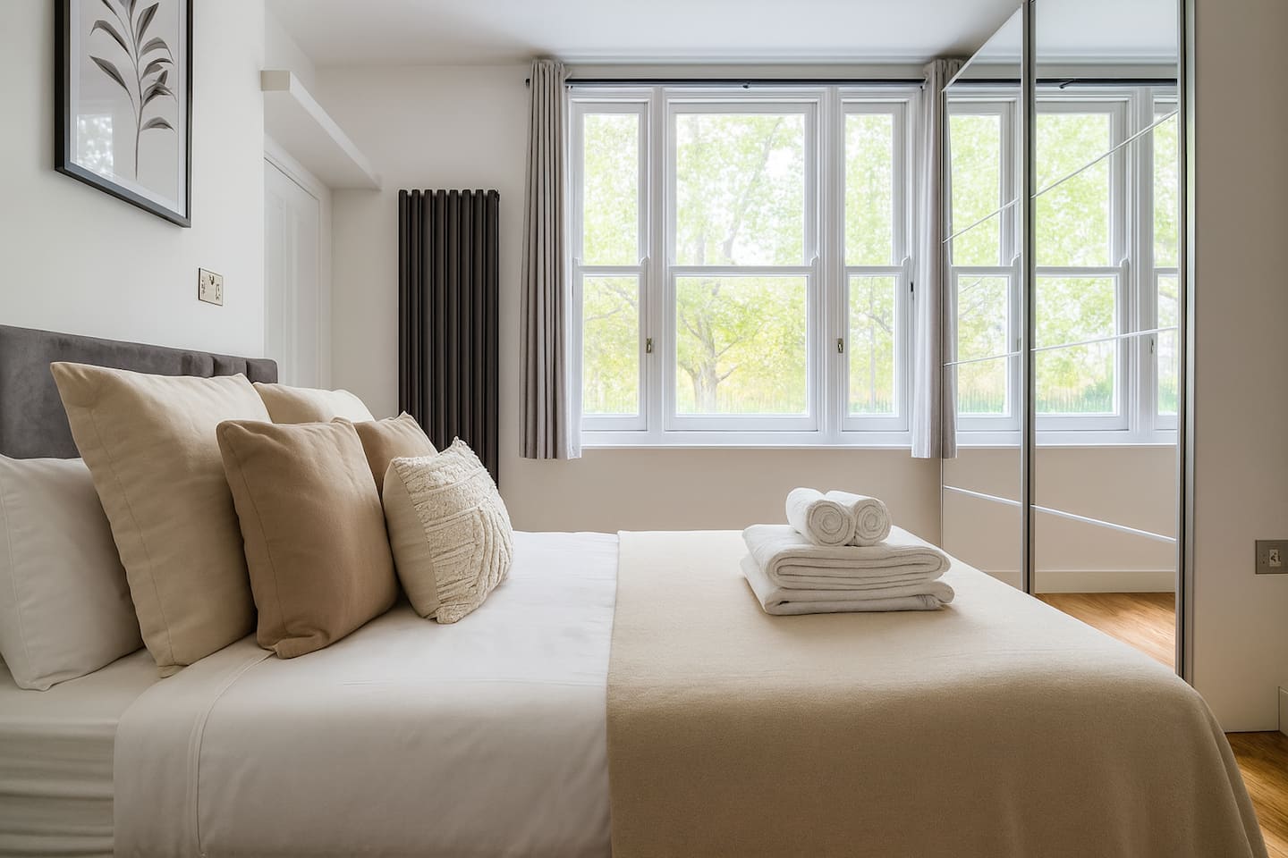 Chic Hammersmith Studio | W6
