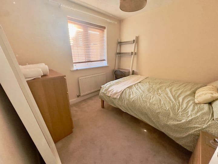 საძინებელი 4