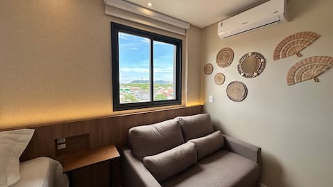 Top Airbnb: Loft FB, ocean view, oceanfront building, Beto Carrero! em Penha