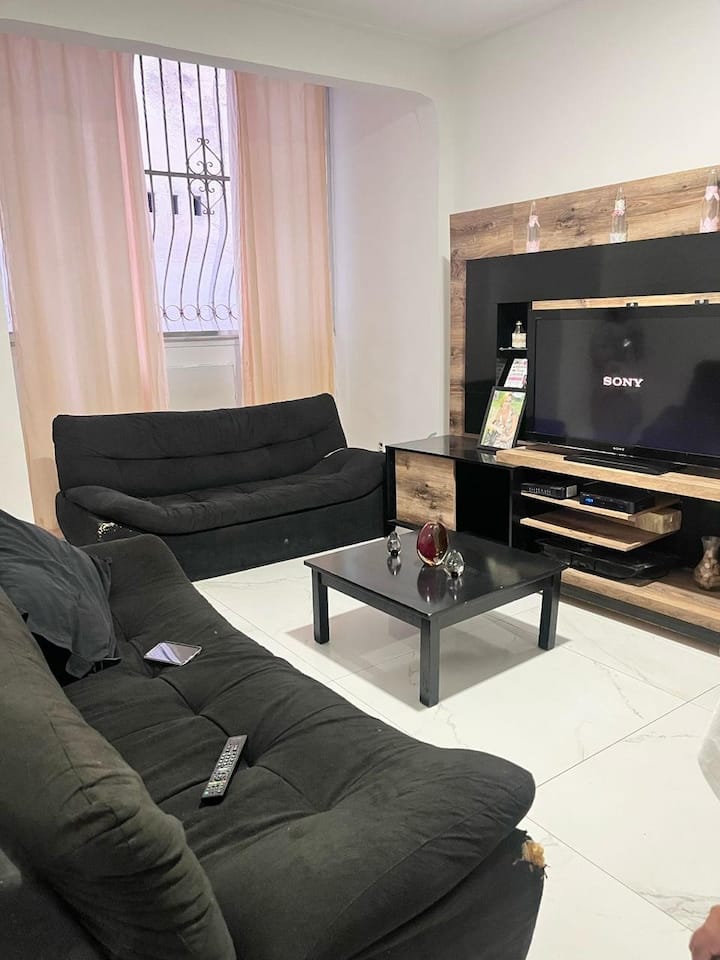 Apartamento No Coração Do Bairro Peixoto. - Ipanema