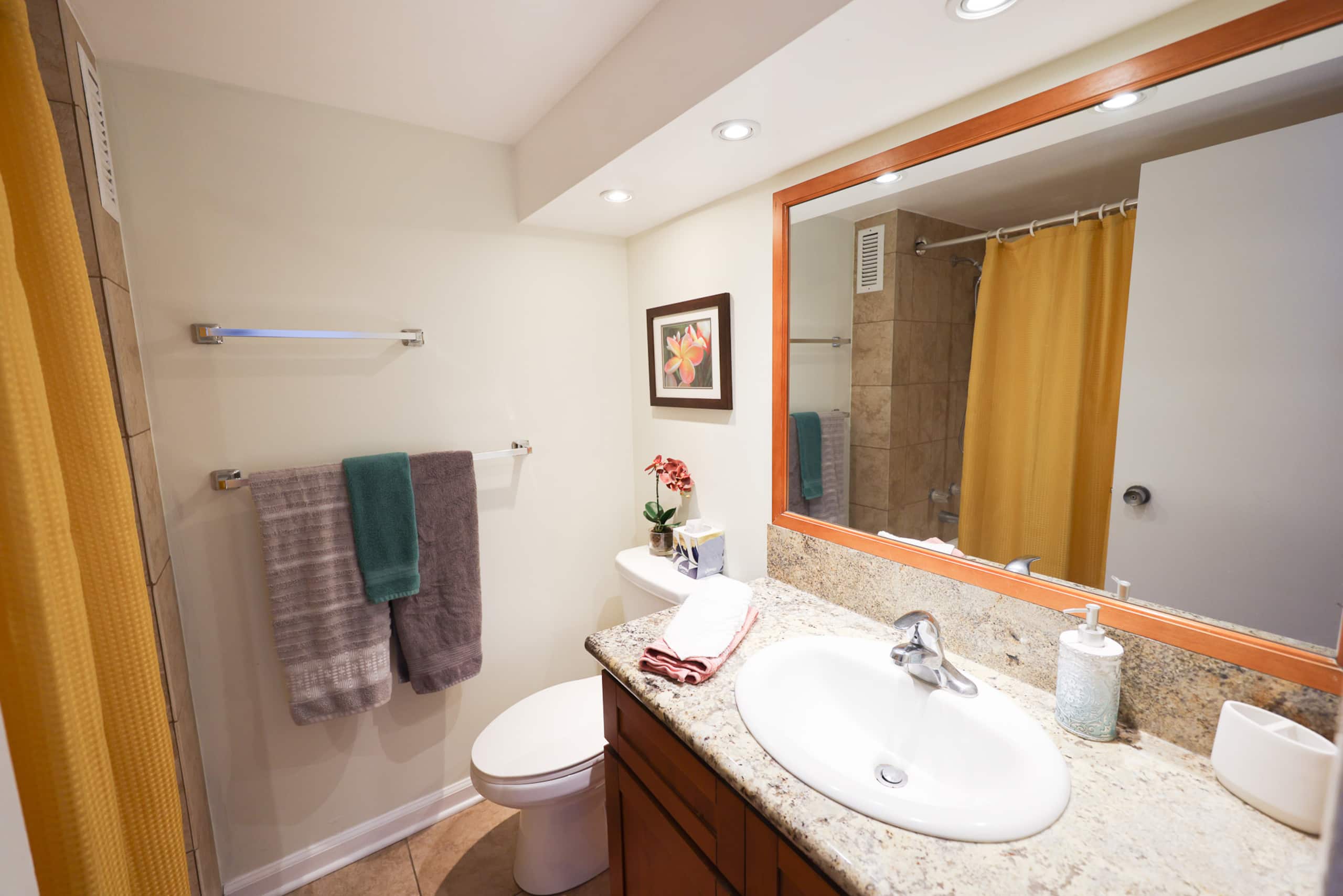 Condo in Honolulu · ★4.86 · Studio · 2 beds · 1 bath - Image 25