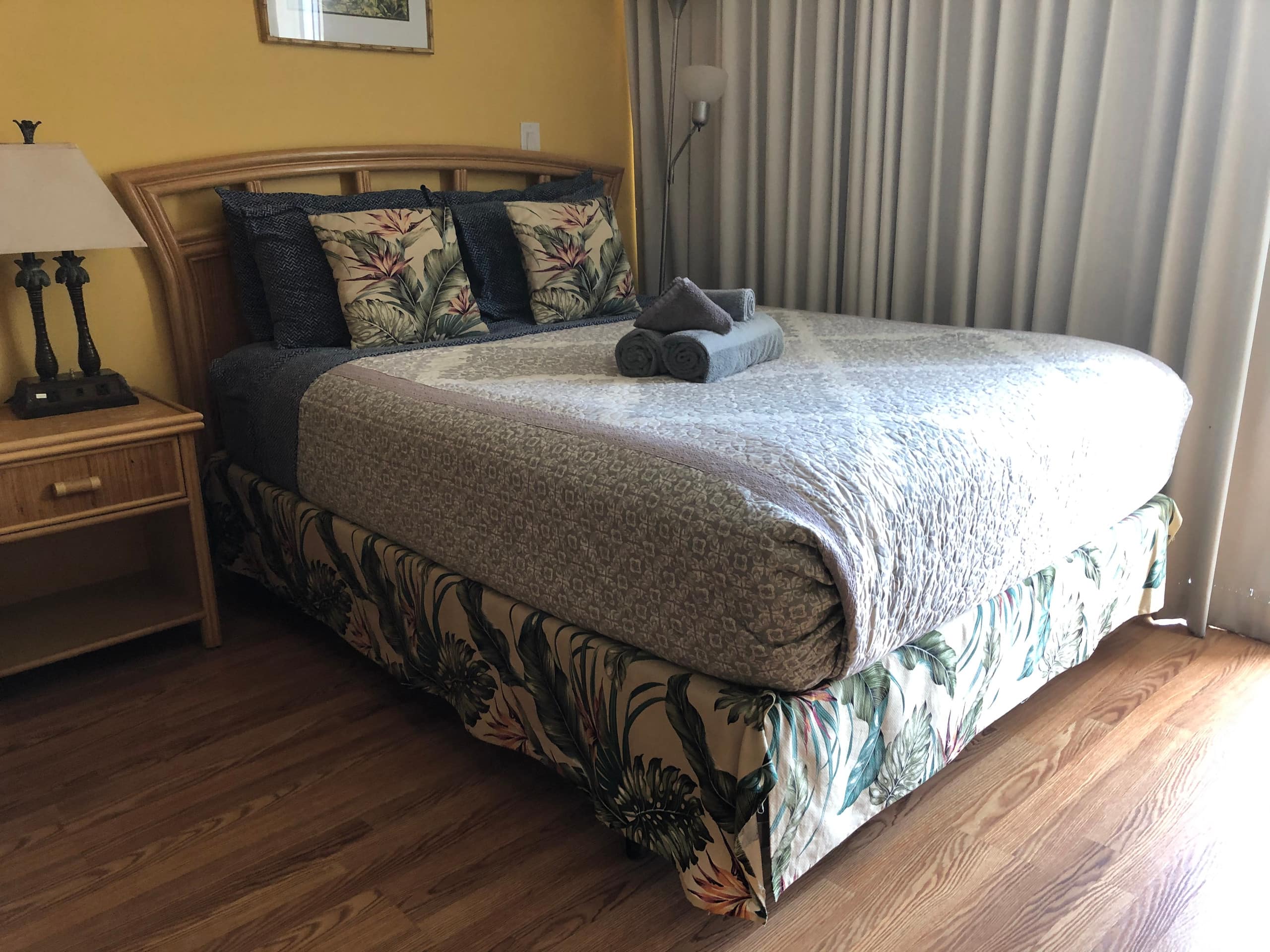 Condo in Honolulu · ★4.86 · Studio · 2 beds · 1 bath - Image 60