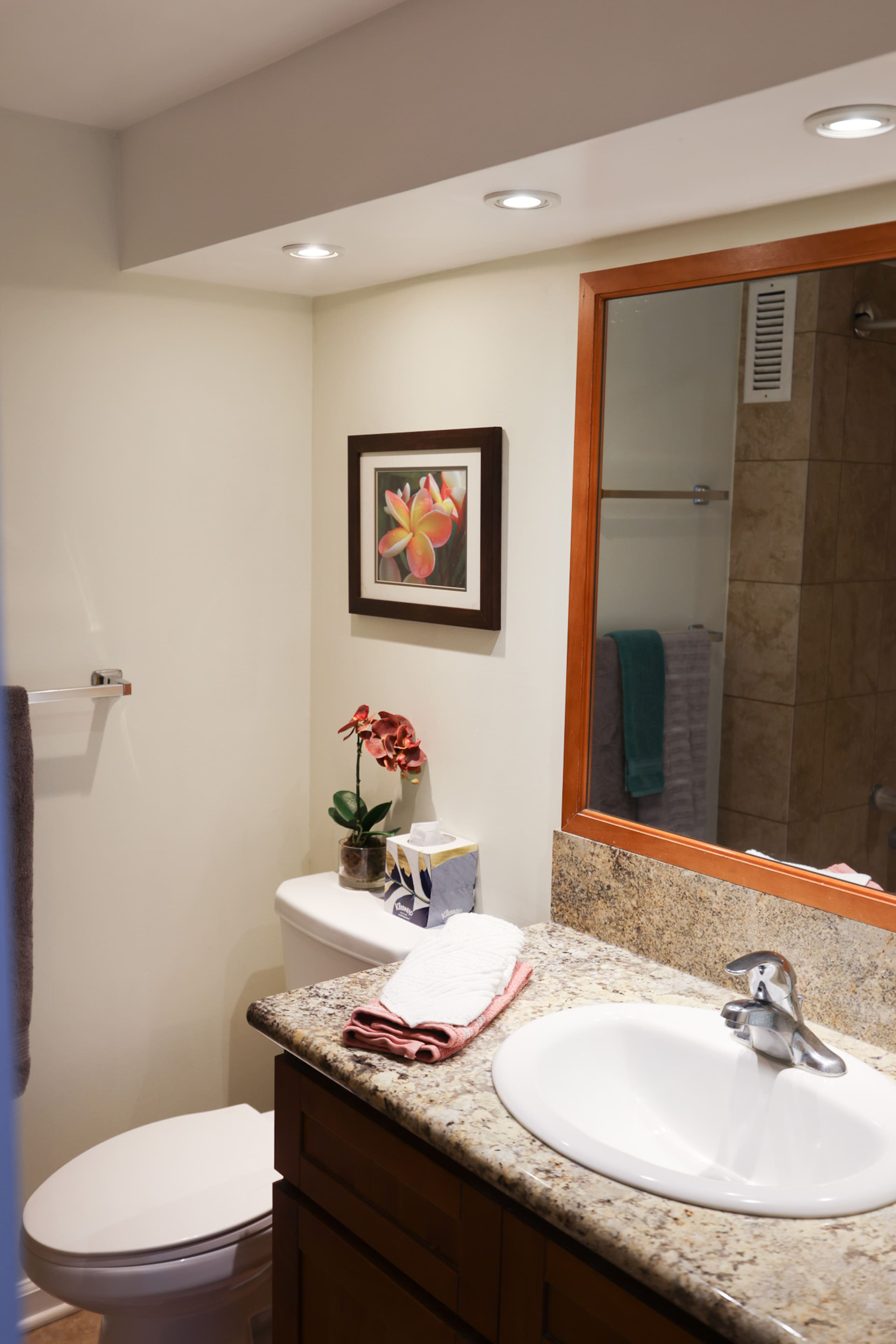 Condo in Honolulu · ★4.86 · Studio · 2 beds · 1 bath - Image 70