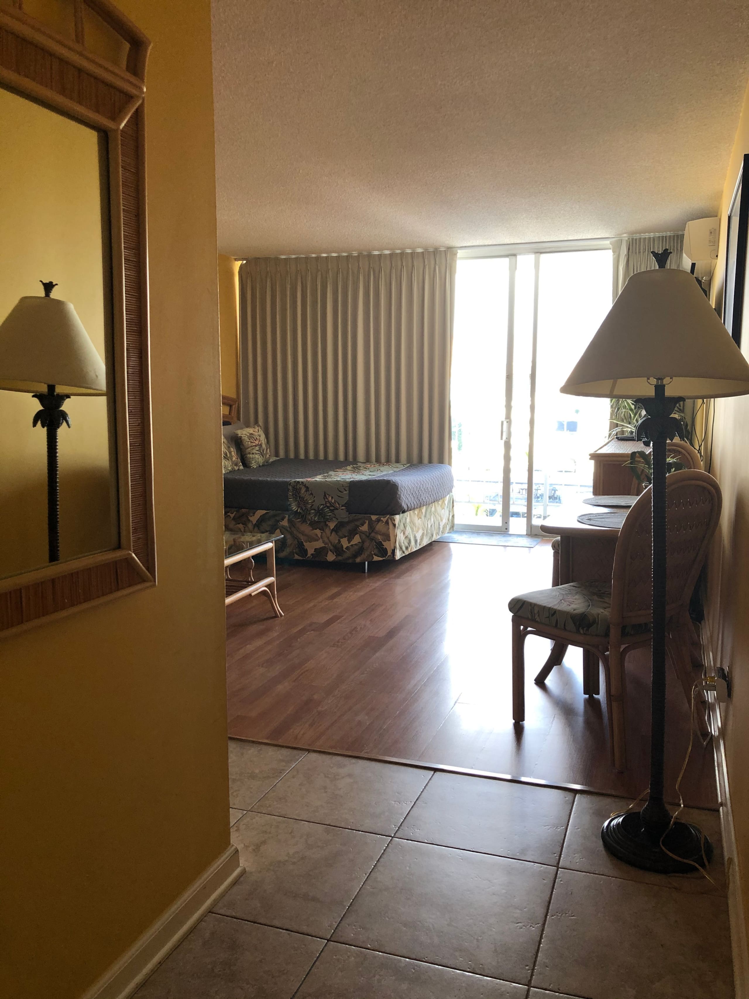 Condo in Honolulu · ★4.86 · Studio · 2 beds · 1 bath - Image 81