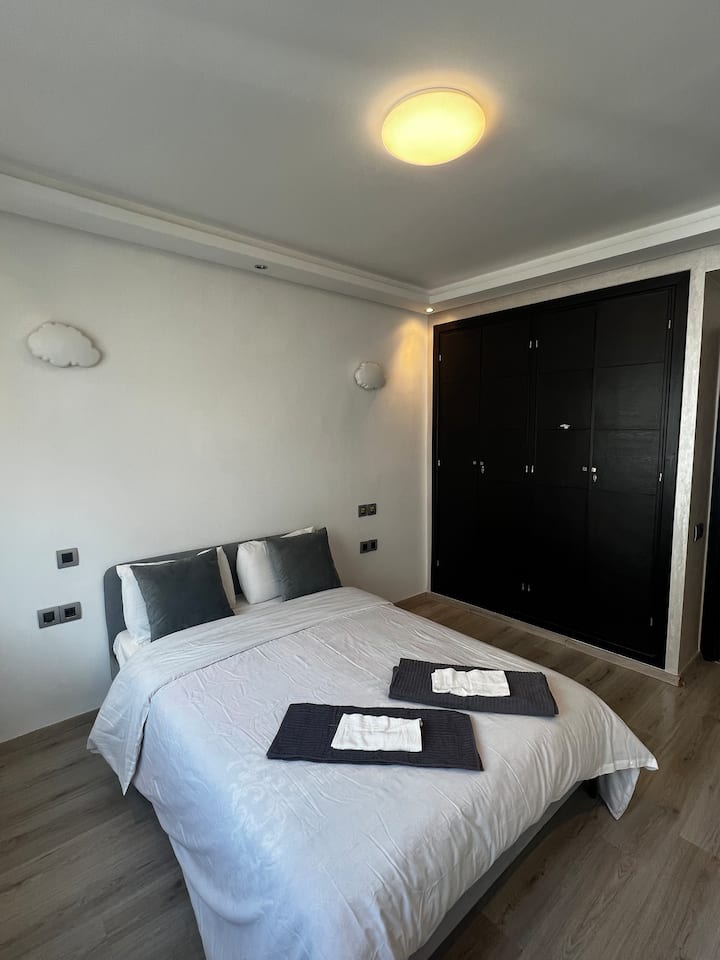 غرفة النوم 2