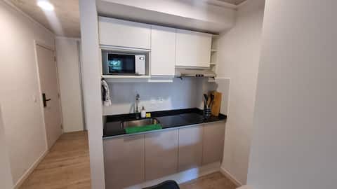 Successful Airbnb property: 202 beautiful studio apartment meters from the terminal in Tres Cruces