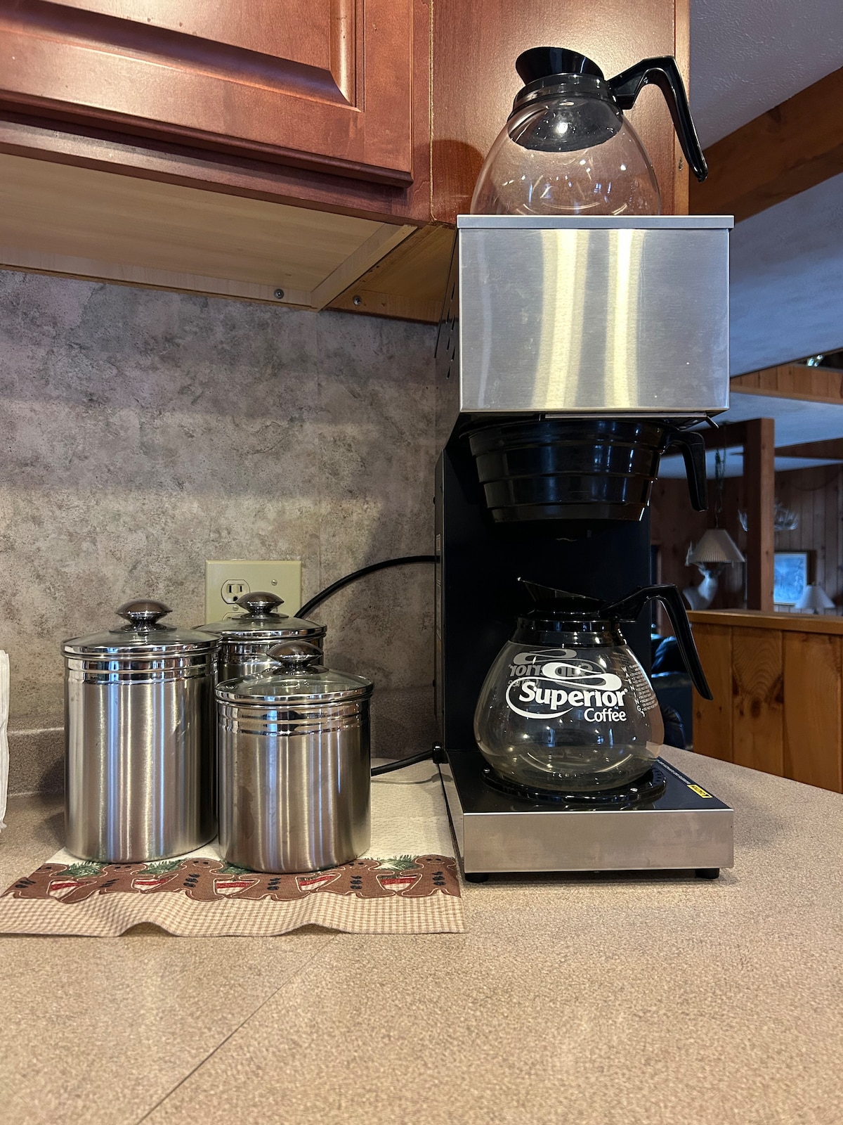 Dual Drip & Keurig Coffee Station with Kettle