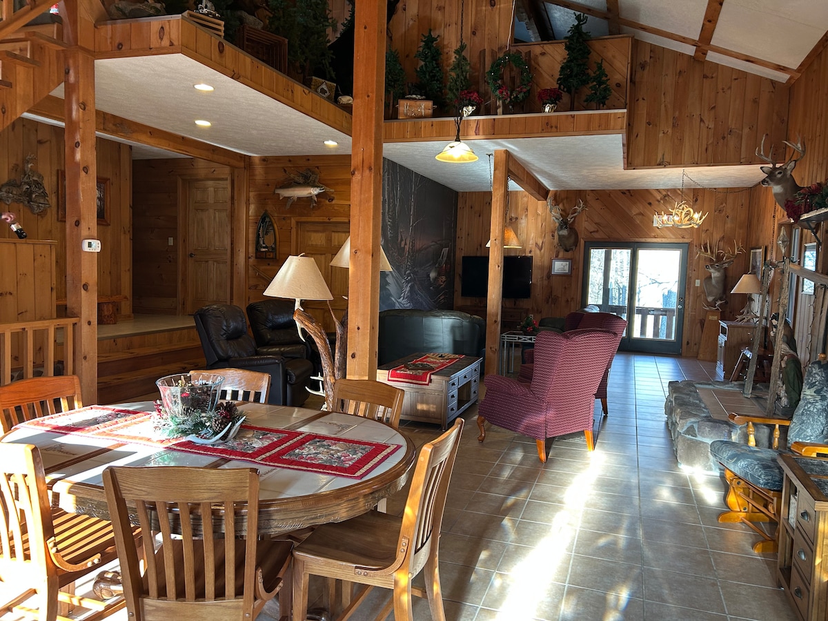 Living Room Seating & Entertainment Area