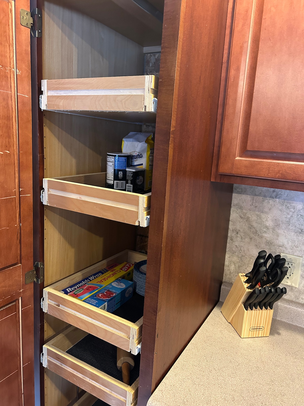 Pull-Out Pantry Shelving & Food Storage