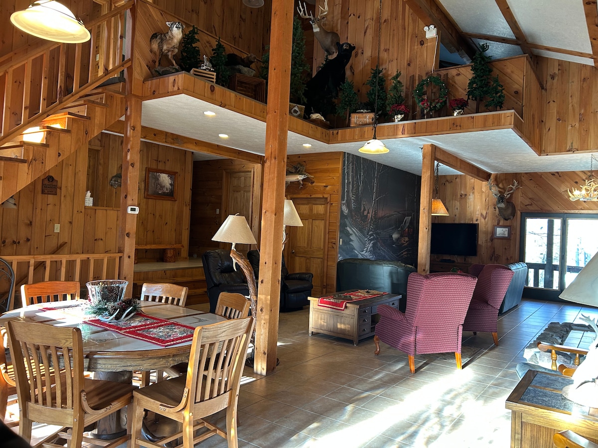 Open Timber Architecture & Upper Loft View