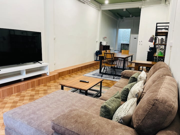 Big 3br For 7 Guests | 3-min Walk To Skytrain Bts - Tailandia