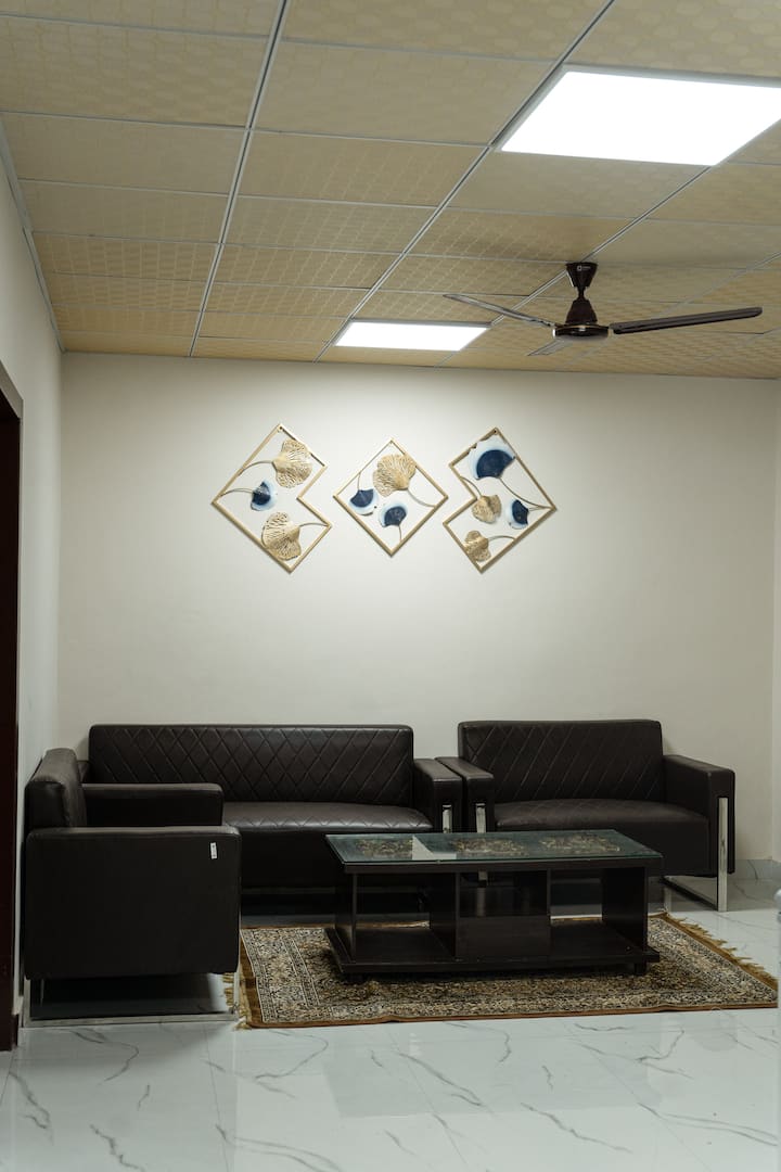 Sr 4bhk Farmhouse - Gurugram