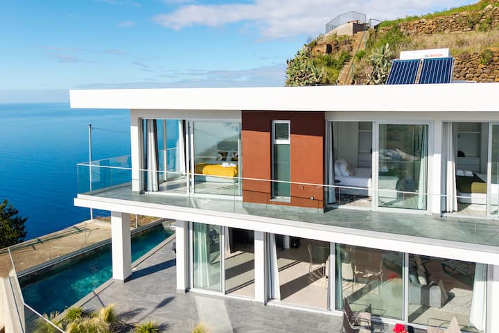 Pereira's Domus