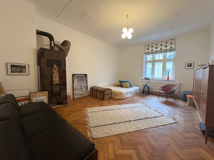 Zentrale Luxus-altbauwohnung Mit Besonderem Flair - Ottobrunn