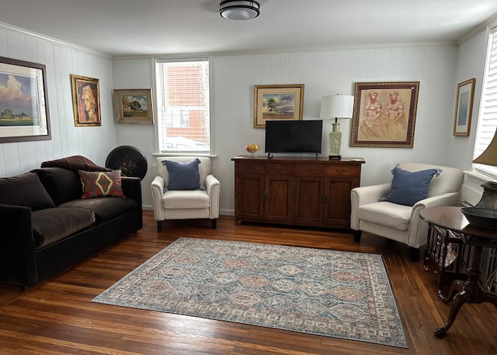 Charming Front House In Stockton, Close To River! - New Hope, PA