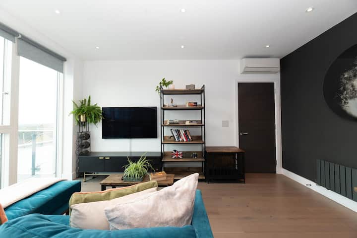 Modern 1br With Terrace, Walk To Portobello Road - Londra