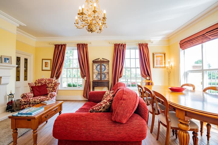 Ballinahow House - County Tipperary