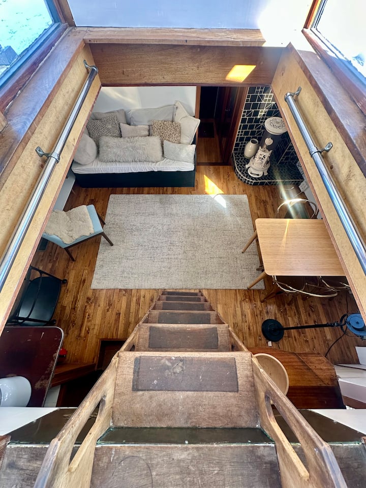 Charming Downtown Sausalito House Boat - Sausalito
