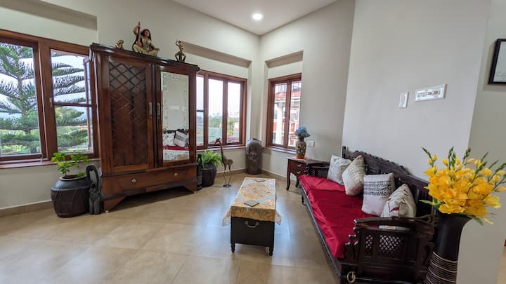Living room image 10