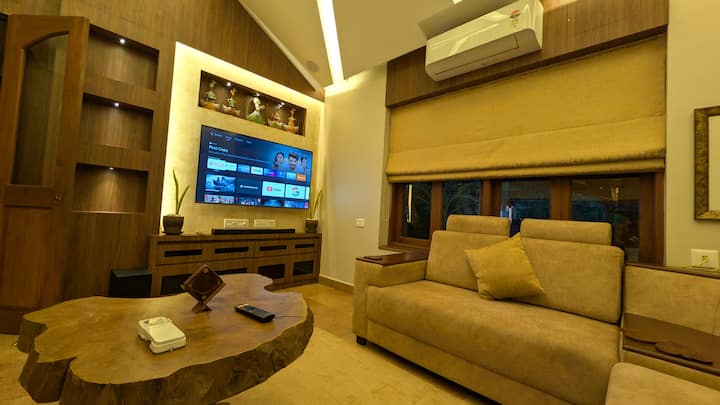 Living room image 5