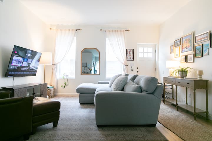 Modern & Cozy. 10 Mins To Fifa. Free Parking. - Camden, NJ