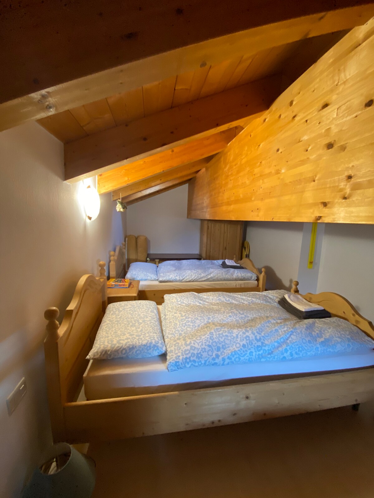 غرفة النوم 2