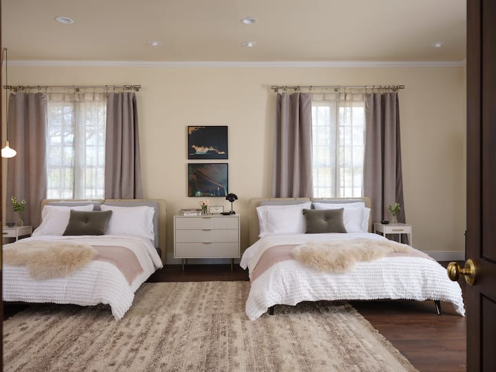 Hlavná izba v apartmáne Yucca s dvoma manželskými posteľami