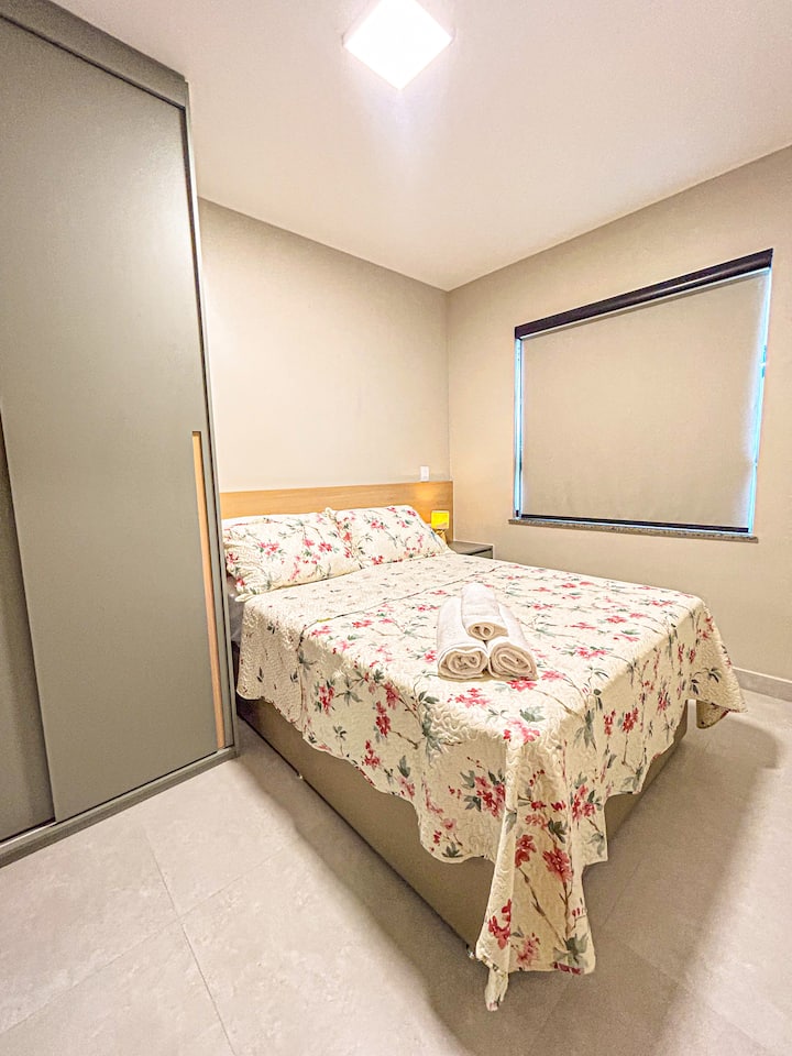 Апартман специјално дизајниран да ве пречека со удобност и функционалност. „Бања 2“ е онаа која служи за оваа соба.