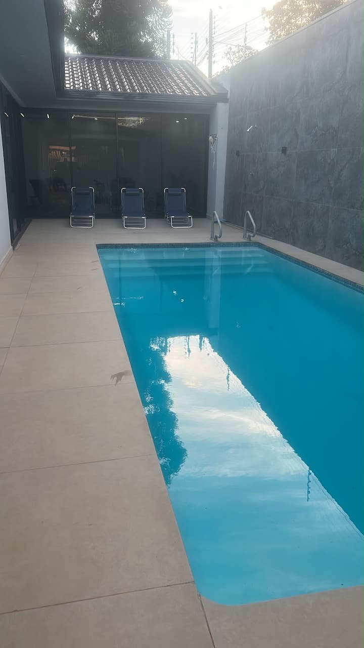 Casa Confortável Com 4 Suites - Puerto Iguazú