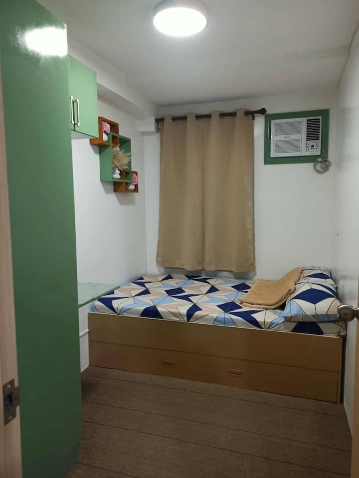 საძინებელი 1