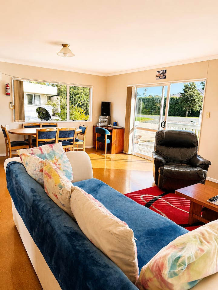 Reel N Relax - Coromandel