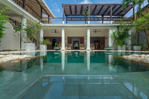Private villa with courtyard pool & 3 bedrooms