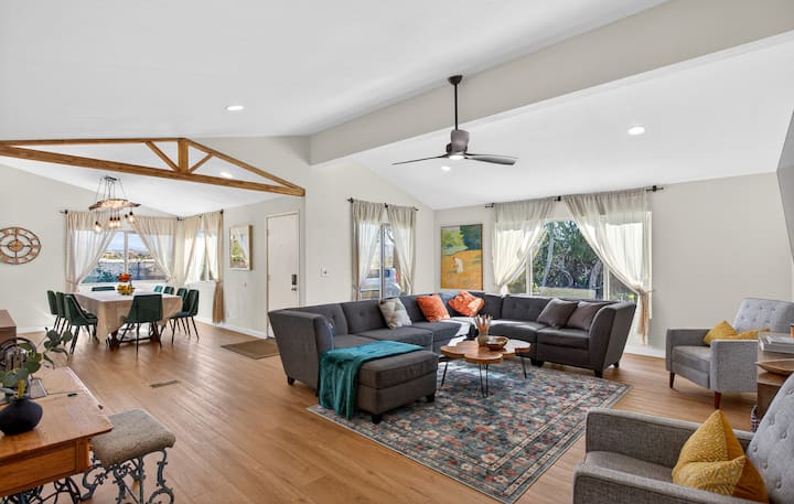 Modern Retreat • 3 King Beds• Close To Botanica - Oceanside, CA