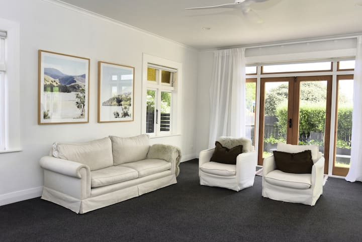 Cozy Classic, Easy Walk To Town - Blenheim