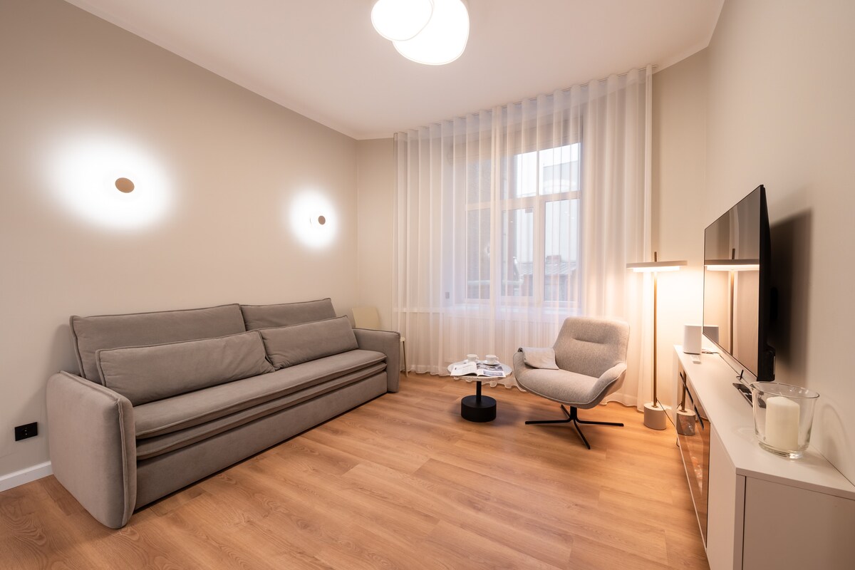 მისაღები ოთახი 2