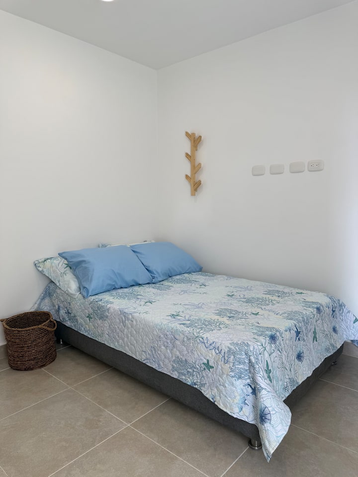 Dhomë gjumi 2