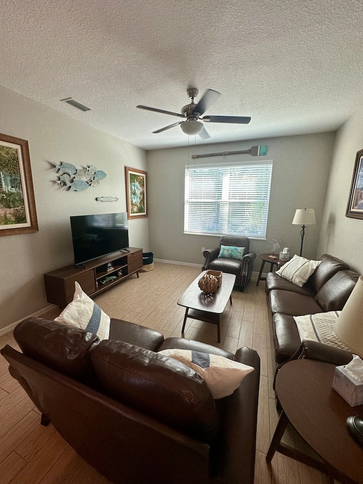 Central City Condominiums #202 2 Br/2ba - Sarasota, FL